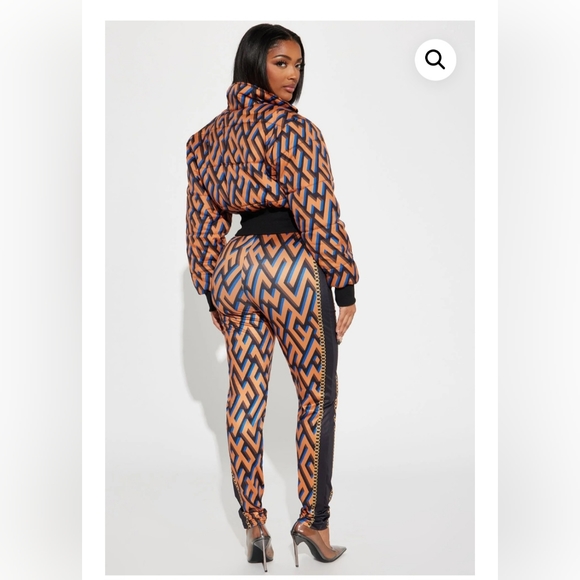 Women's LEGGING SET - Picture 2 of 2